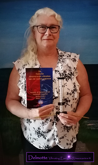 Boek fysische resonerende vibraties van de Lecher antenne